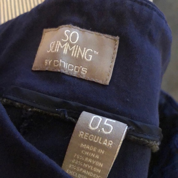 Chico’s So Slimming navy blue pants - Picture 5 of 5